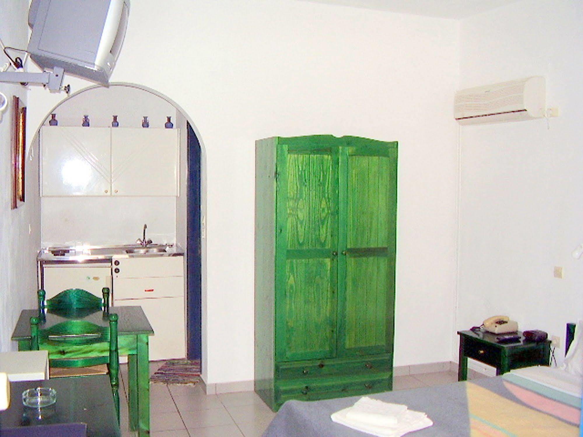 Ikaros Studios & Apartments Naxos City Eksteriør bilde