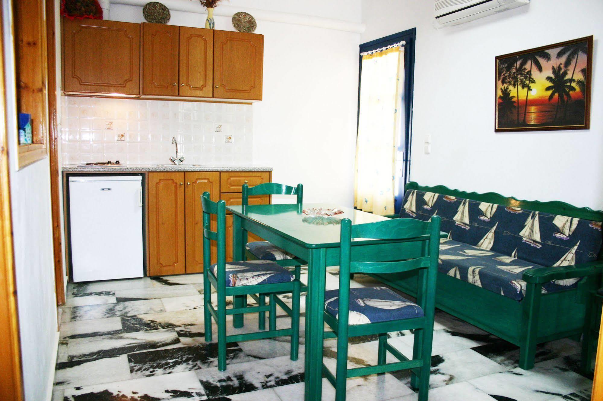 Ikaros Studios & Apartments Naxos City Eksteriør bilde